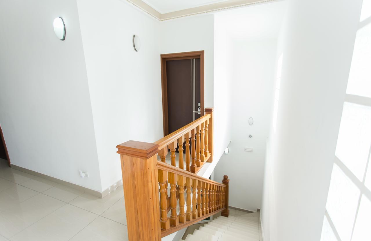 Residence Hoteliere Le Jomonia Libreville Exteriör bild