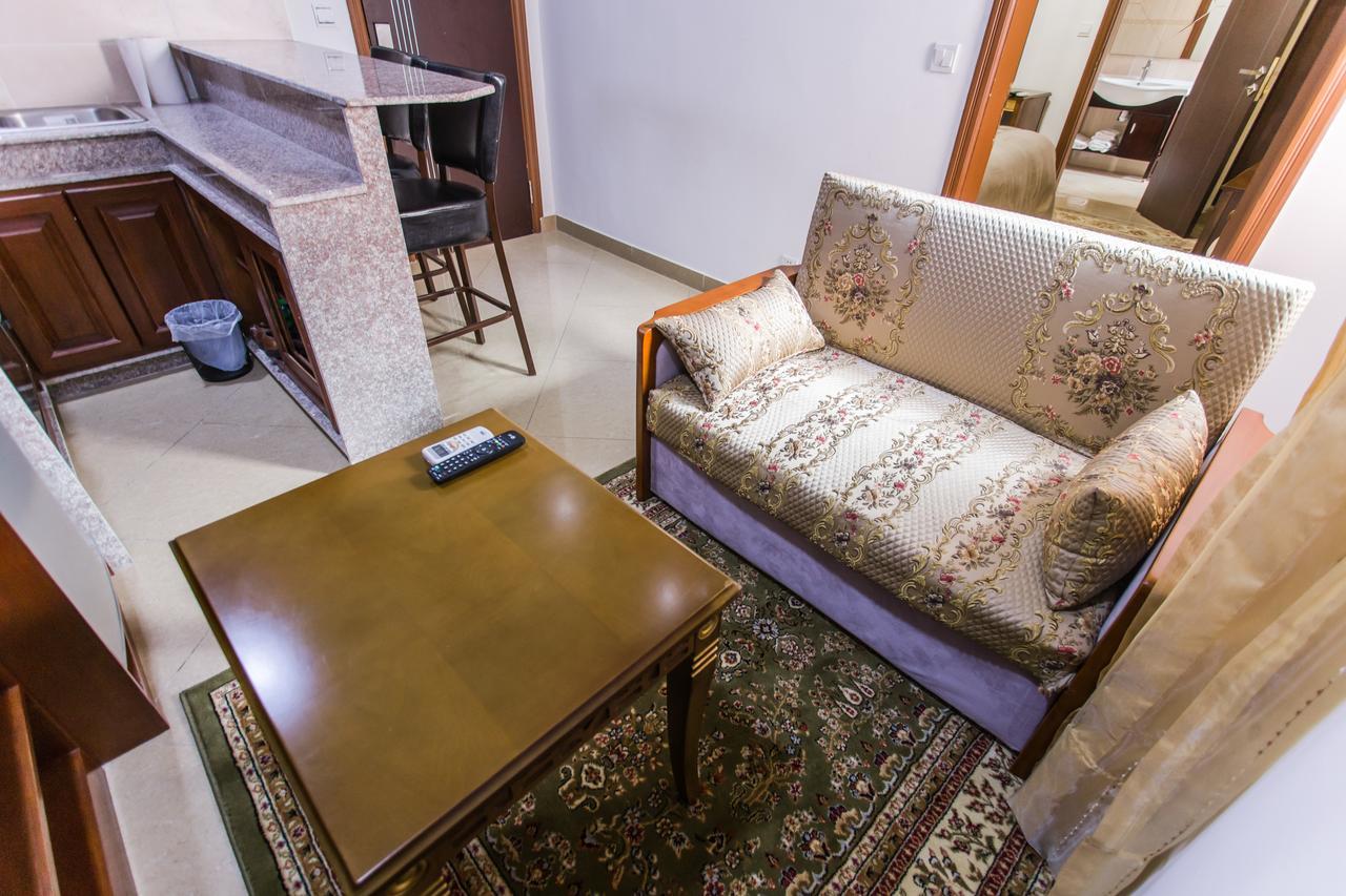 Residence Hoteliere Le Jomonia Libreville Exteriör bild