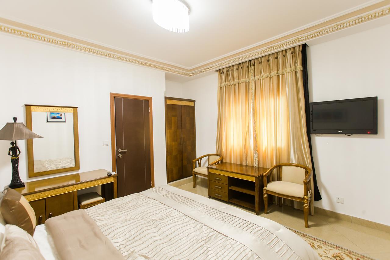 Residence Hoteliere Le Jomonia Libreville Exteriör bild