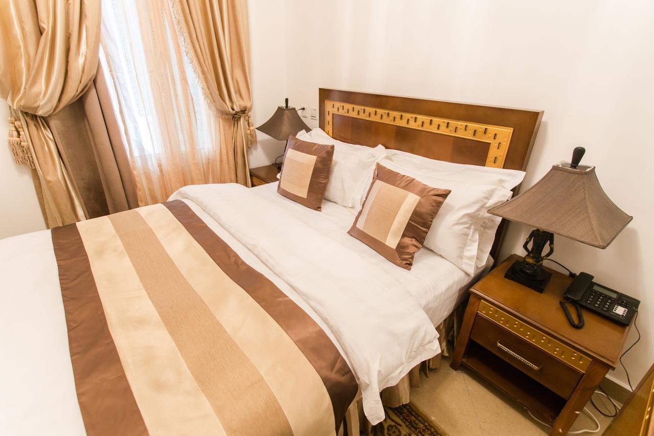 Residence Hoteliere Le Jomonia Libreville Exteriör bild