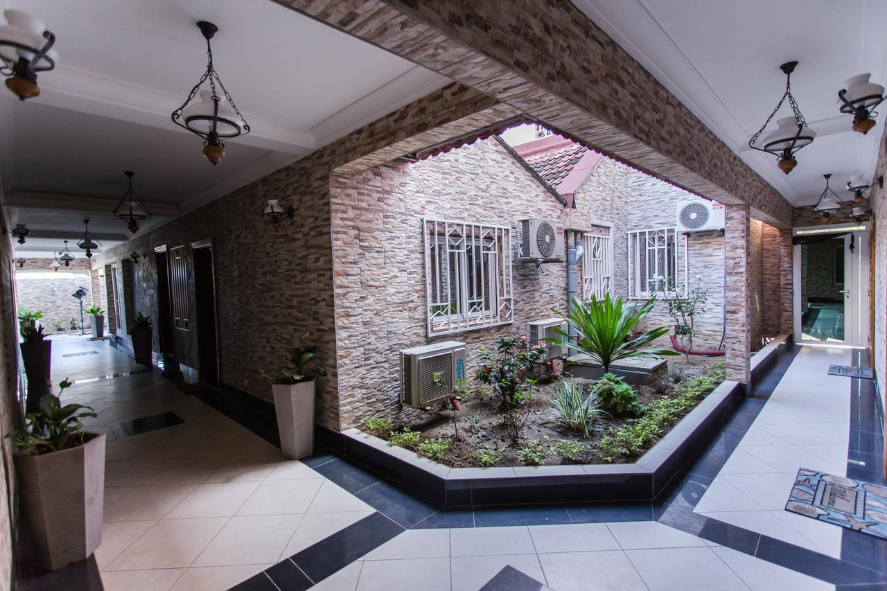 Residence Hoteliere Le Jomonia Libreville Exteriör bild