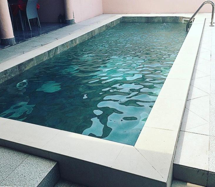 Residence Hoteliere Le Jomonia Libreville Exteriör bild